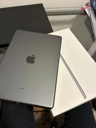 IPAD 8 GERAÇÃO 32GB IMPECAVEL