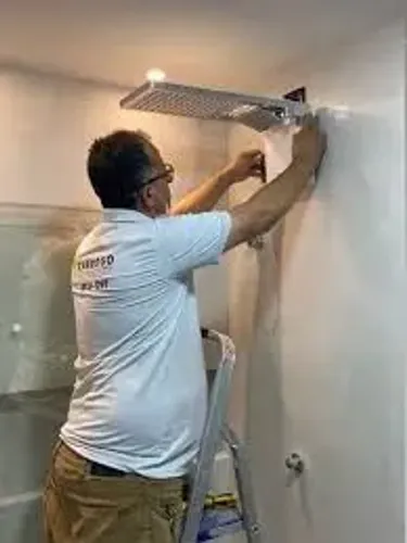 ELETRICISTA EMERGÊNCIA E SERVIÇOS 24H 