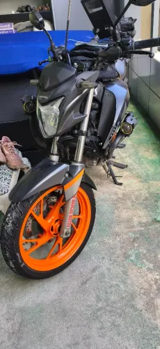 Cb Twister 250 ABS 