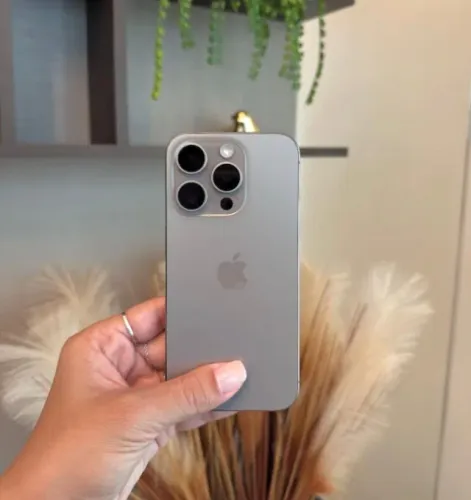 IPHONE 15 PRO MAX 256G SEMINOVO - OPORTUNIDADE!!!