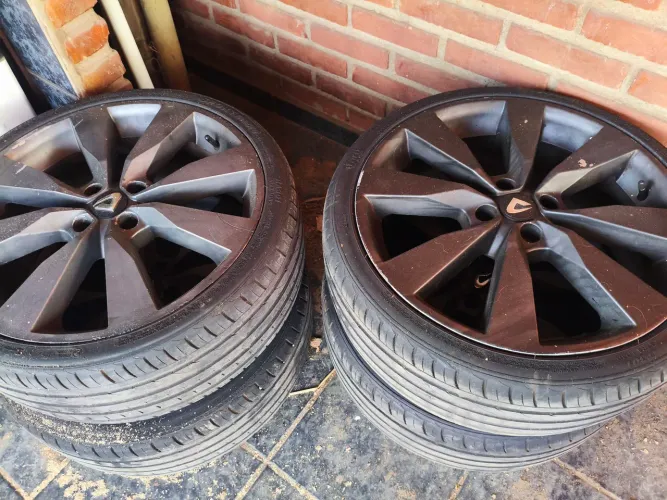 Roda aro 18 furação 4×100