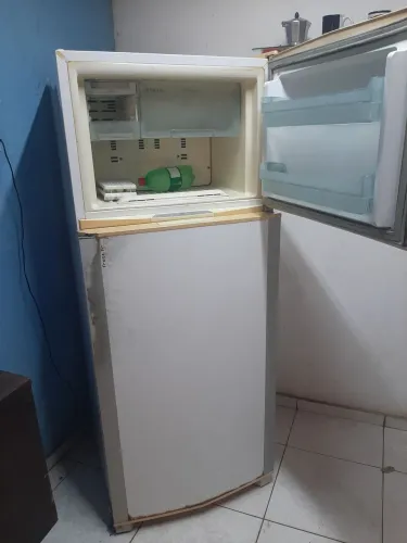 Geladeira fost free 412 litros grand tudo ok funcionando ir buscar no povoado santa teresa