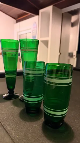 Copos de vidro (cristal)