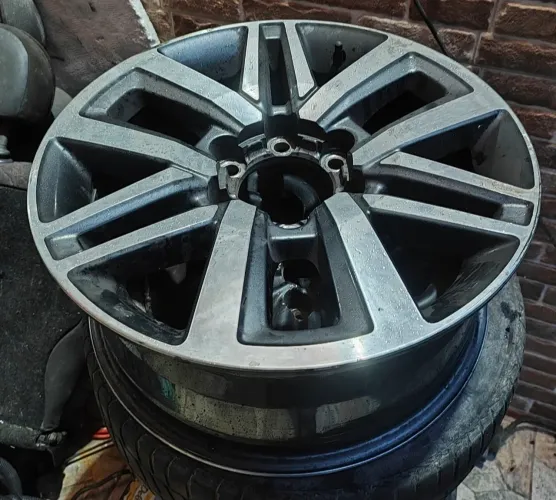 Roda Hilux aro 18 pra step 