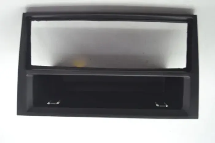 Moldura Porta Treco Radio Painel Gm Corsa 2011 Original Preto