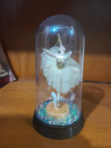 Luminária Redoma com Bailarina