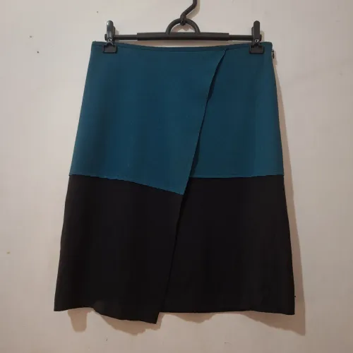 Saia social Rosa Miranda P veste 38. Perfeita! 