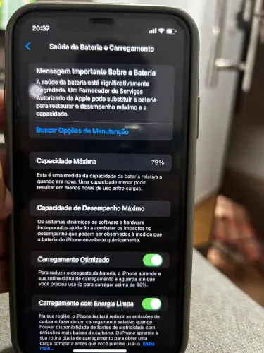 iPhone 11 - 68 GB PRETO! Semi-novo
