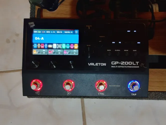 Valeton GP 200lt pedaleira
