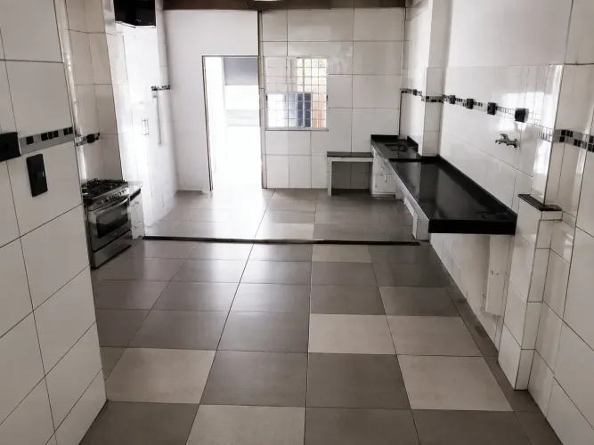 CENTRO-RUA RIACHUELO, 150M2, LOJA DE RUA, ALUGA/ VENDE