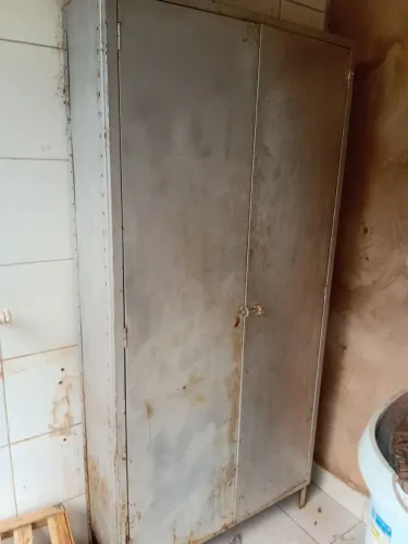 Armario de aço r$260 desapego