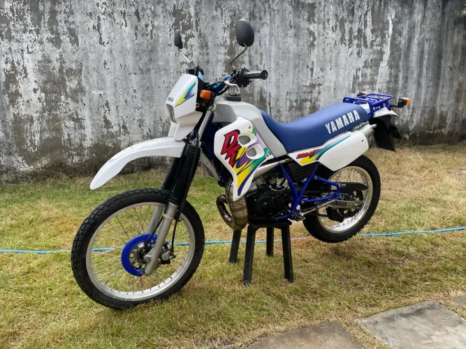 Yamaha DT 200R