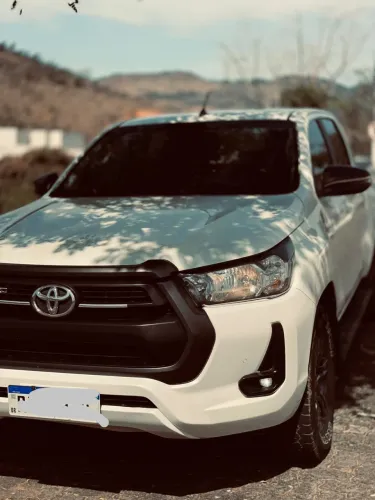 Toyota Hilux CD SR 4X4 2.8 TDI Diesel Aut. 2022