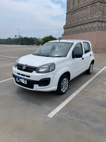 Fiat Uno Attractive 1.0 EVO Fire Flex 8V 5P 2021