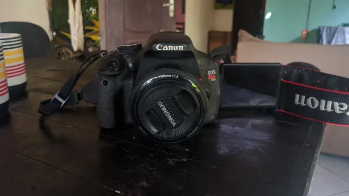 Camera Canon t3i + lente 50mm