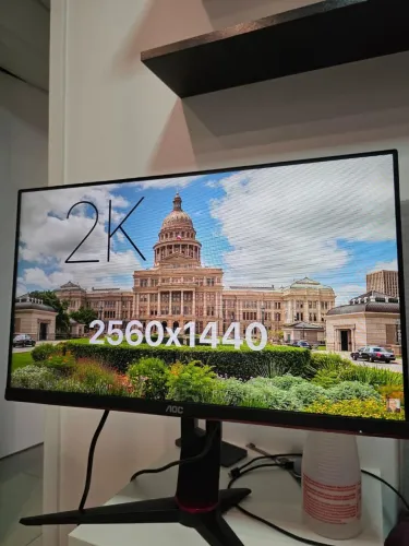 Monitor AOC Hero IPs com detalhe