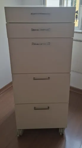 Gaveteiro para escritório - R$ 350,00