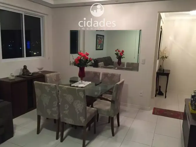 Apartamento com 2 dormitórios sendo 1 suíte e churrasqueira no Jardim Cidade, Florianópoli