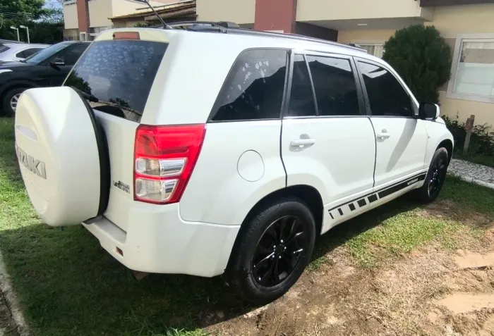 Suzuki Grand Vitara 2.0 16V 4x2/4x4 5P Aut. 2013