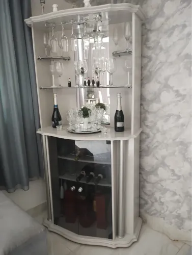 Vendo Bar de canto para Sala
