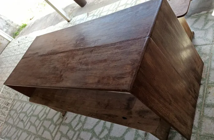 Mesa de angelim pedra