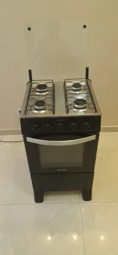 Fogão 4 bocas Itatiaia 1 ano de Uso + Kit Instalação Gás Mangueira Metálica