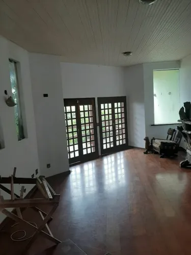 Casa de condomínio em Rua das Tipoanas - Terras do Madeira - Carapicuíba/SP