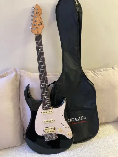 Guitarra peavey Raptor