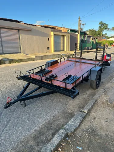 Reboque quadriciclo/motos , 5 motos Cntreboque