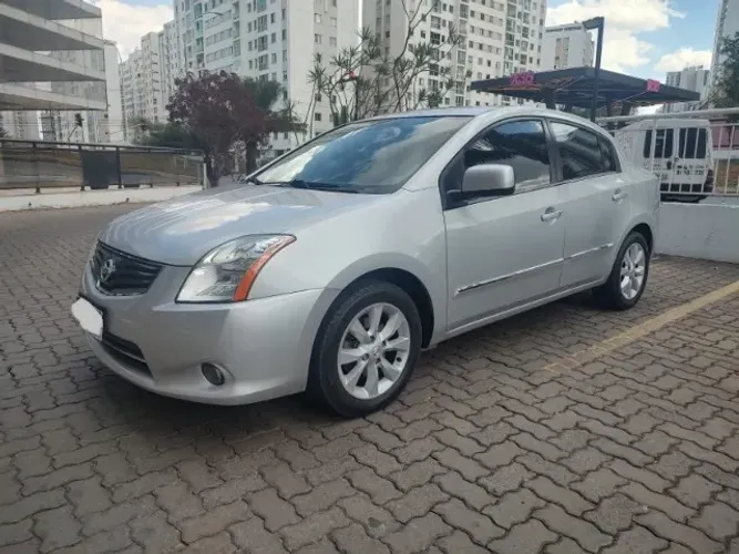 Nissan Sentra SL 2.0/ 2.0 Flex Fuel 16V Aut. 2012