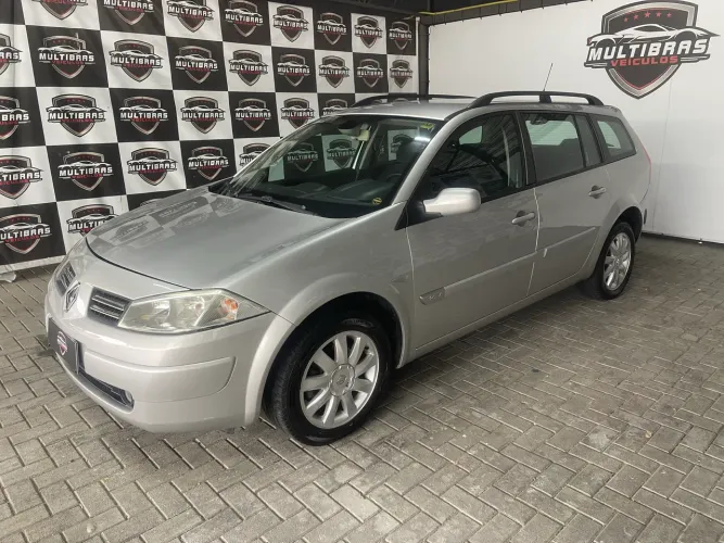 Renault Megane Grand Tour Dynam. Hi-flex 1.6 16V 2012