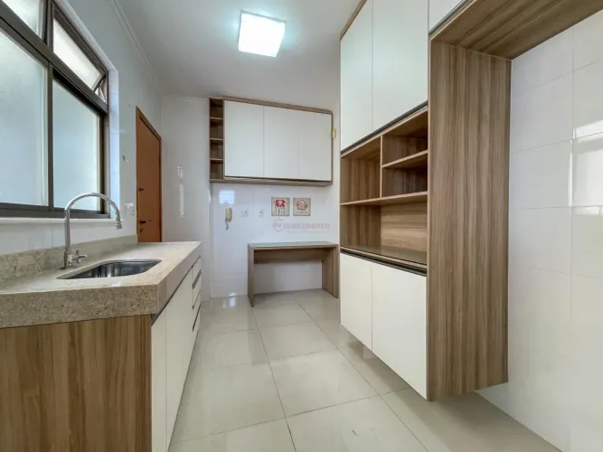 Apartamento com 2 quartos, suíte, varanda e lazer completo