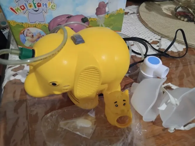Nebulizador usado poucas vezes 