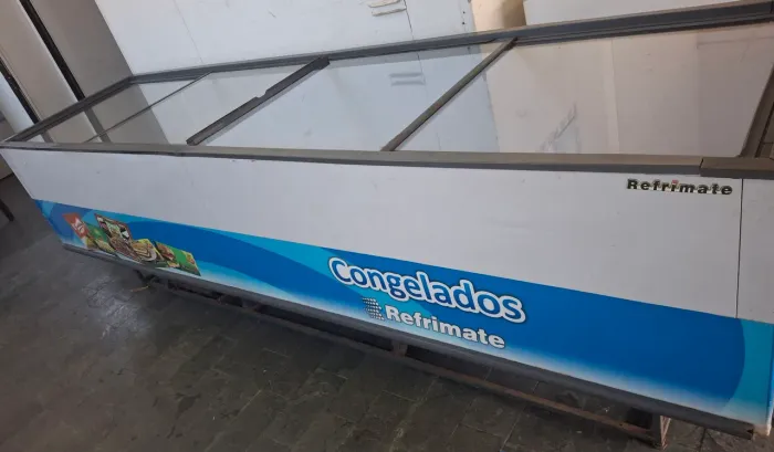 Ilha de congelados Refrimate