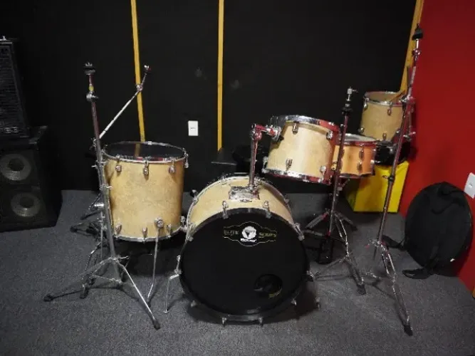 Equipamentos para estúdio de música ou banda