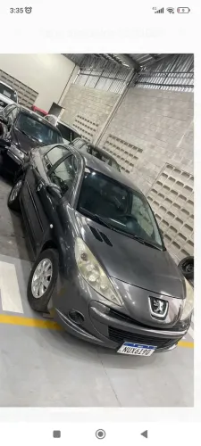 Peugeot 207 Sed. Passion XR Sport 1.4 Flex 8V 4P 2011