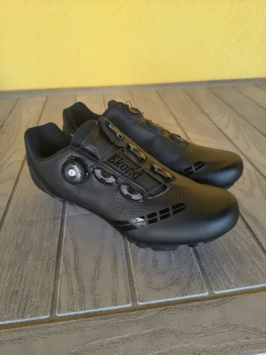 Sapatilha MTB 41 com catraca