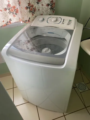 Máquina de lavar 12kg eletrolux