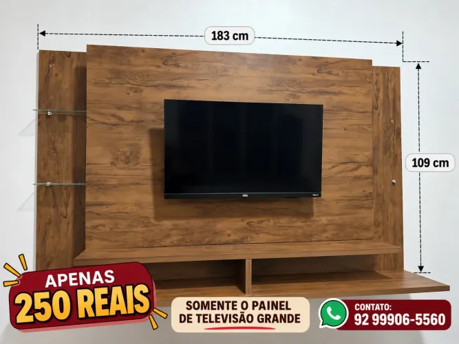 Painel de televisão grande