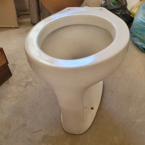 Bacia sanitária branca