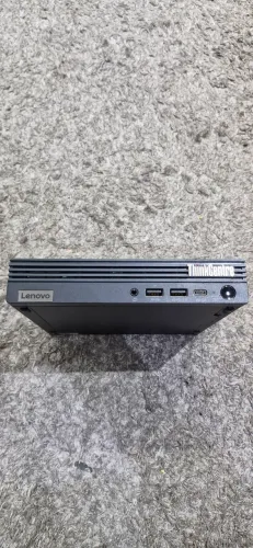 Thinkcentre mini M70Q Gen 3 i3 12100t 8gb nvme 256gb wi-fi bluetooth Windows 11 Pro