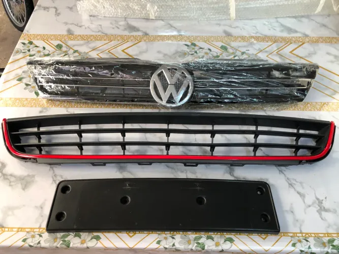 Grades originais Jetta tsi 2012
