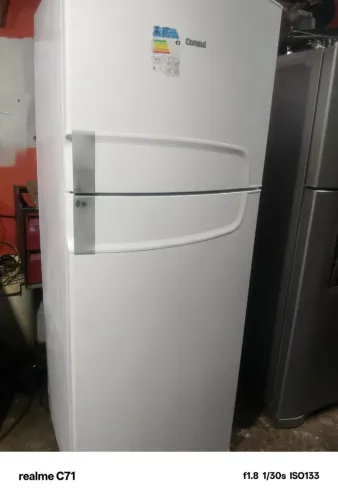 VENDO LINDA GELADEIRA CONSUL FROST FREE. FAÇO A ENTREGA 