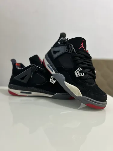 Air Jordan 4