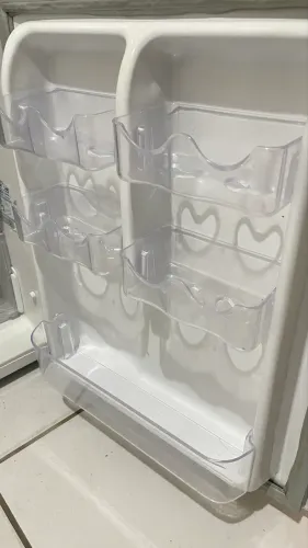 Frigobar eletrolux 80L