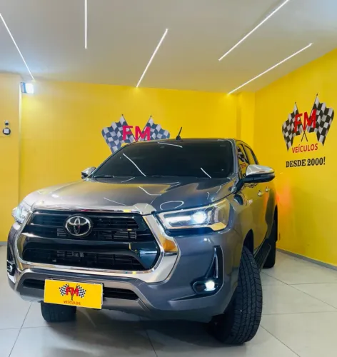 Toyota Hilux CD SRX 4X4 2.8 TDI 16V Diesel Aut. 2025