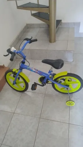 Vende-se bicicleta infantil c/ ou sem rodinhas