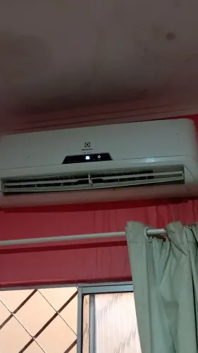 Vendo ar condicionado 12000btus semi novo 1.500 reais não faço entrega 