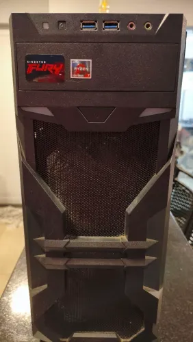 PC Gamer Ryzen 7 5700G + RTX 3060 12GB + 16GB RAM + SSD