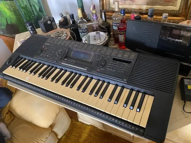 Teclado Yamaha PSR 520